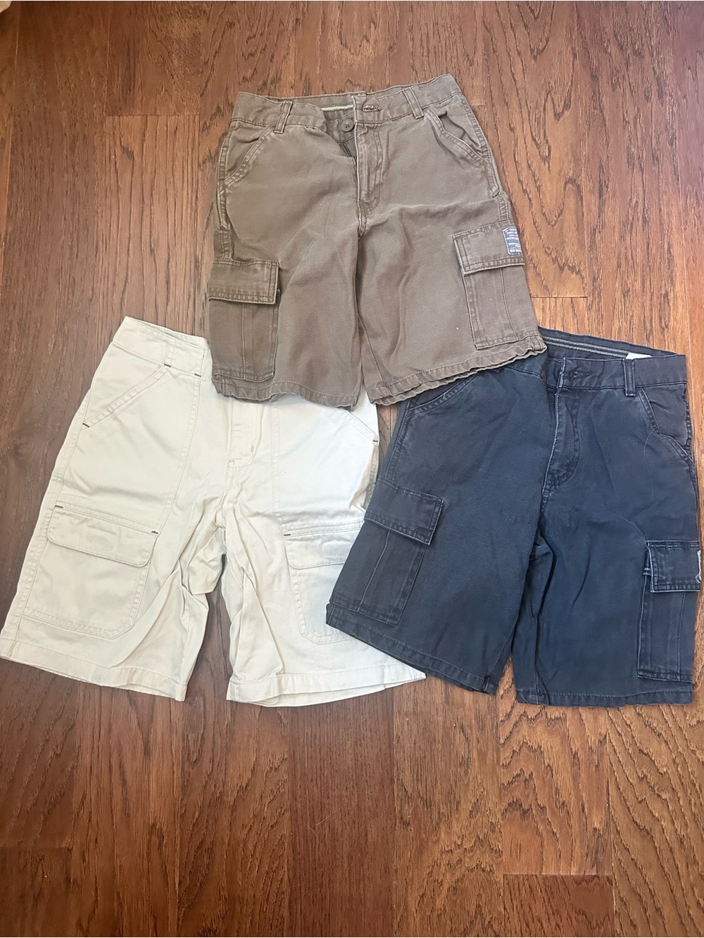 Old Navy Boys Cargo Shorts 3 pairs - size 8